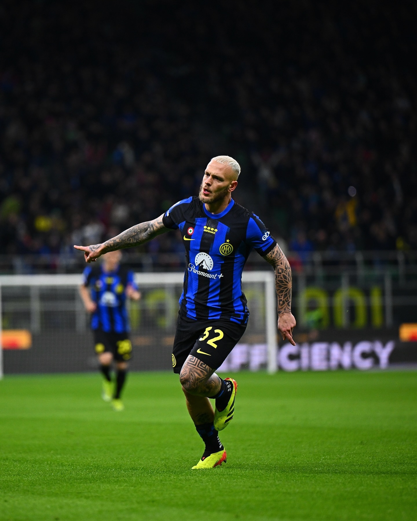 关于里程碑夜尼斯远射贴柱，意甲加时末段刷纪录，媒体盛赞，更衣室氛围转暖的信息